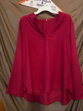 Women’s V-Neck Long Sleeve Blouse - Raspberry